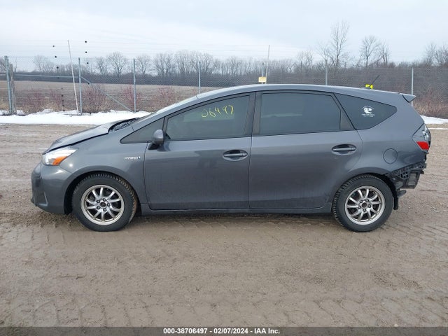 Toyota Prius V Four 2015 JTDZN3EU0FJ036604 Image 15