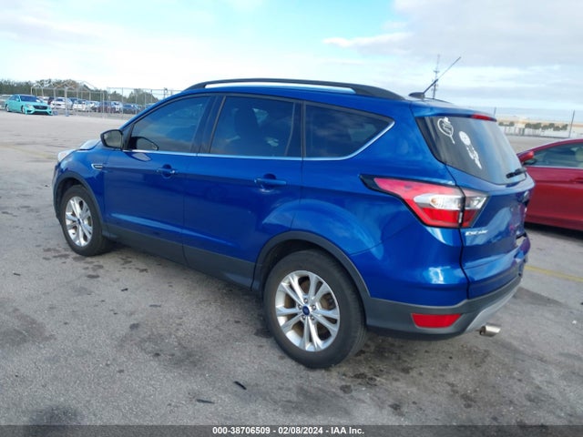 Ford ESCAPE SE 2018 1FMCU0GD1JUA75614 Image 3