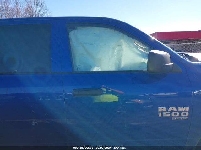 RAM 1500 Classic Express  4x2 5'7 Box 2019 1C6RR6KG5KS571492 Image 13