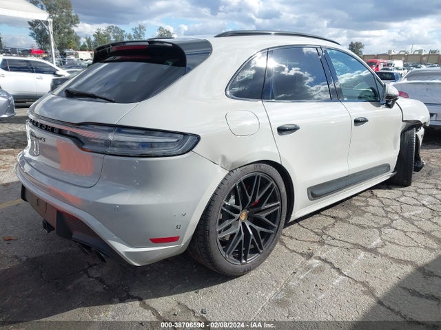 2023 PORSCHE MACAN WP1AF2A55PLB55921 Photo 3