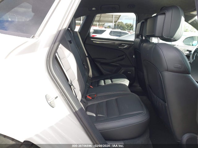 2023 PORSCHE MACAN WP1AF2A55PLB55921 Photo 7