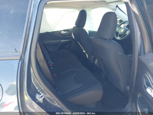 1C4PJLCB0MD140848 Jeep Cherokee Latitude Fwd