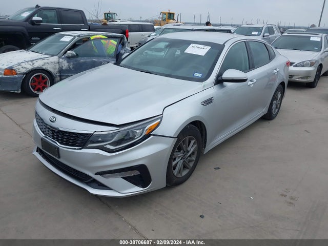 KIA Optima Lx 2019 5XXGT4L31KG300814 Image 2