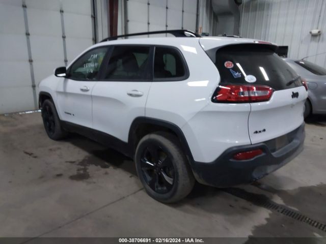 1C4PJMCB8JD509411 Jeep Cherokee Latitude 4x4