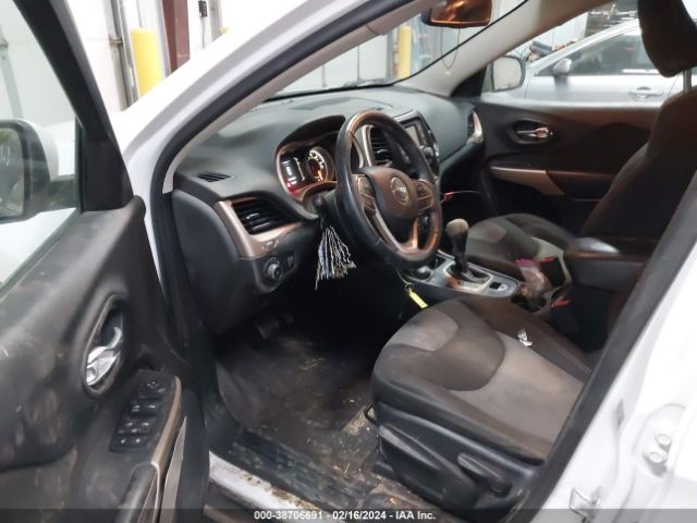 1C4PJMCB8JD509411 Jeep Cherokee Latitude 4x4