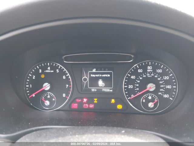 2017 KIA SORENTO 2.0T EX VIN: 5XYPHDA13HG265104