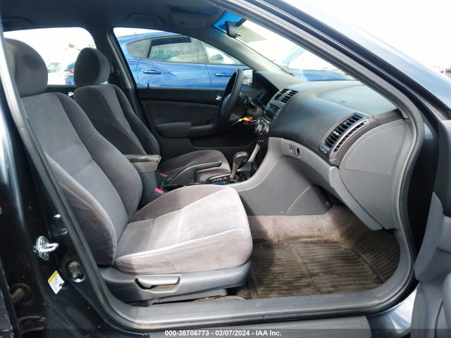2007 HONDA ACCORD 2.4 SE VIN: JHMCM56367C013939
