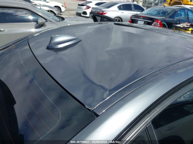 WBA8E1G32HNU17951 BMW 320i