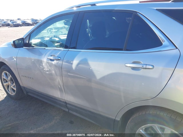 Chevrolet Equinox Premier 2018 2GNAXMEV3J6350993 Image 15
