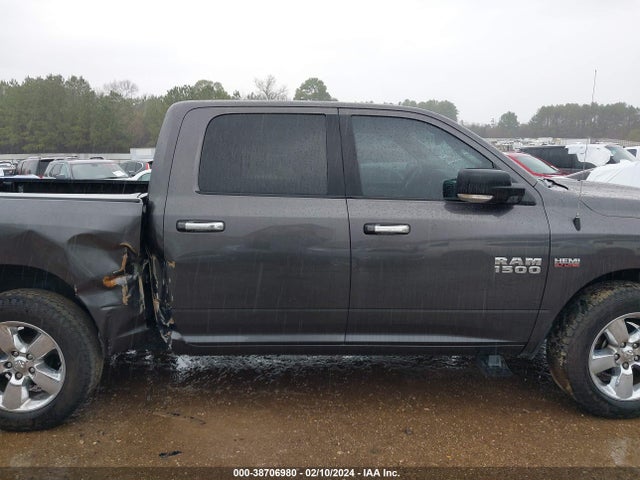 RAM 1500 Big Horn  4x4 5'7 Box 2018 3C6RR7LT4JG130735 Image 13