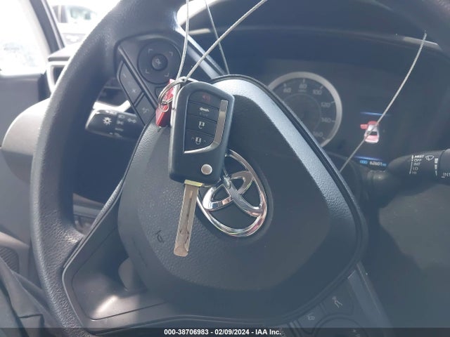Toyota COROLLA LE 2021 5YFEPMAE5MP243575 Image 11