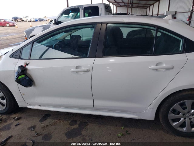 Toyota COROLLA LE 2021 5YFEPMAE5MP243575 Image 14