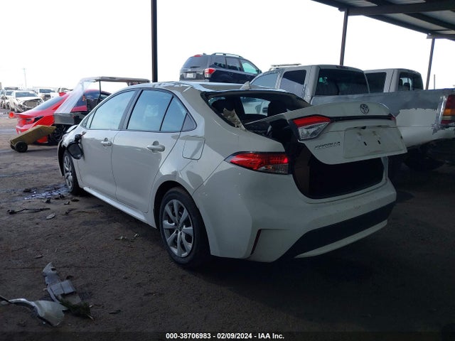Toyota COROLLA LE 2021 5YFEPMAE5MP243575 Image 3