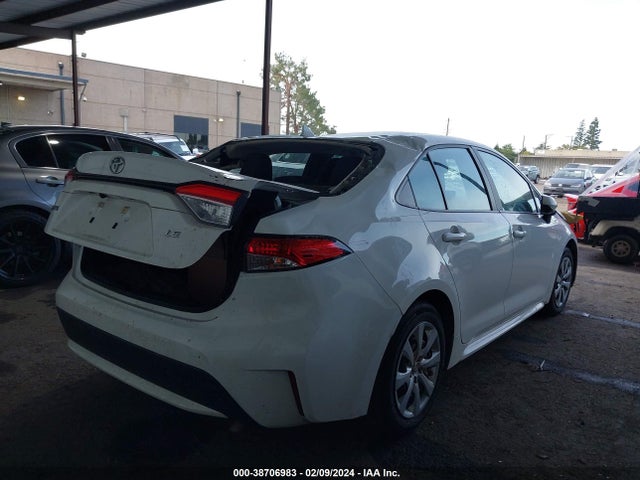 Toyota COROLLA LE 2021 5YFEPMAE5MP243575 Image 4
