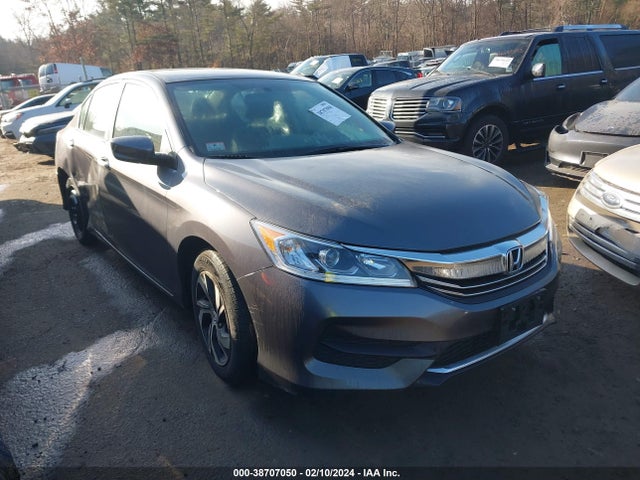 Honda ACCORD LX 2017 1HGCR2F32HA304759 zdjęcie główne