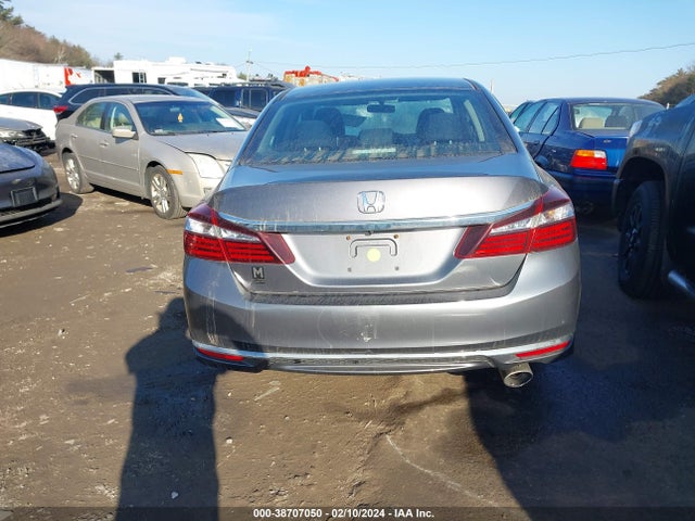 Honda ACCORD LX 2017 1HGCR2F32HA304759 Image 16