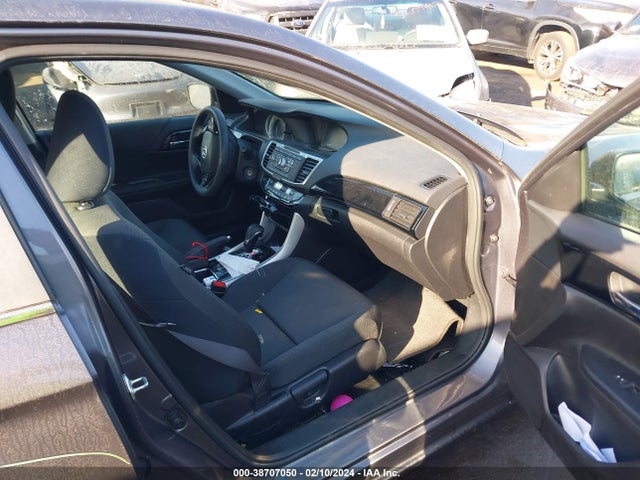 Honda ACCORD LX 2017 1HGCR2F32HA304759 Image 5