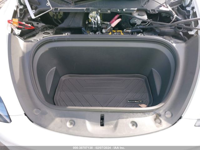 2022 TESLA MODEL Y 7SAYGDEF1NF324668 Photo 9