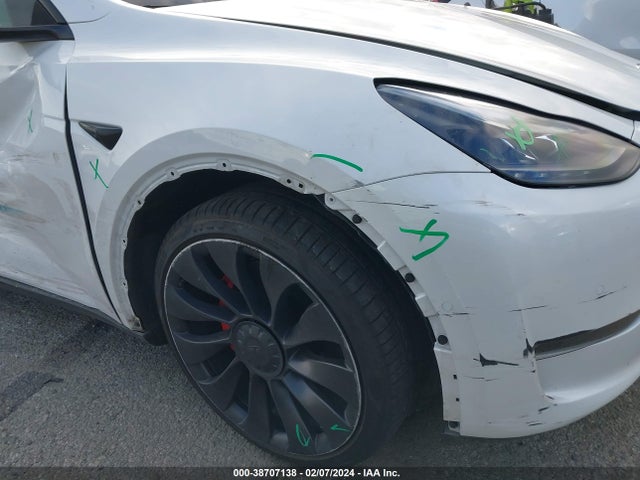 7SAYGDEF1NF324668 Tesla Model Y Performance Dual Motor All-wheel Drive
