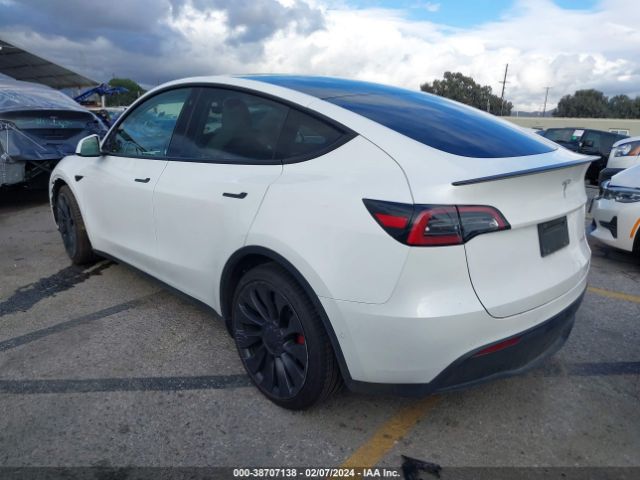 2022 TESLA MODEL Y 7SAYGDEF1NF324668 Photo 2