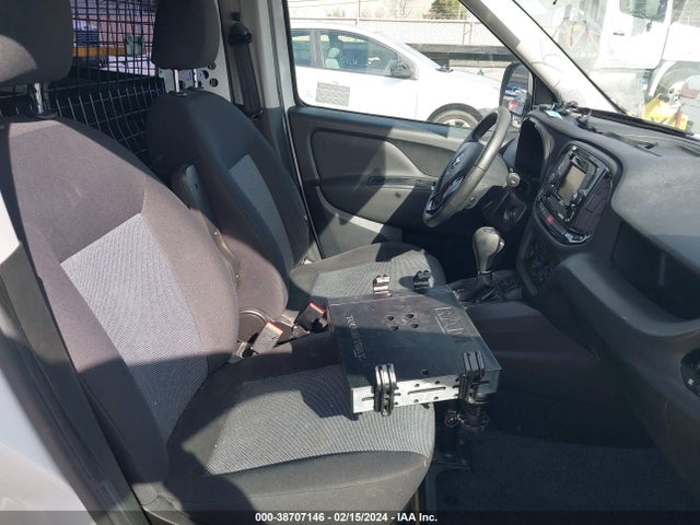 2015 RAM PROMASTER CITY TRADESMAN VIN: ZFBERFAT3F6955102