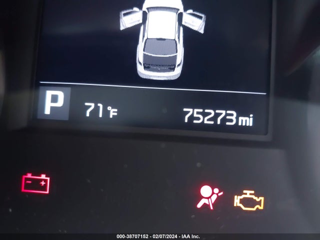 KIA Cadenza Premium 2018 KNALB4J17J5097219 Image 7