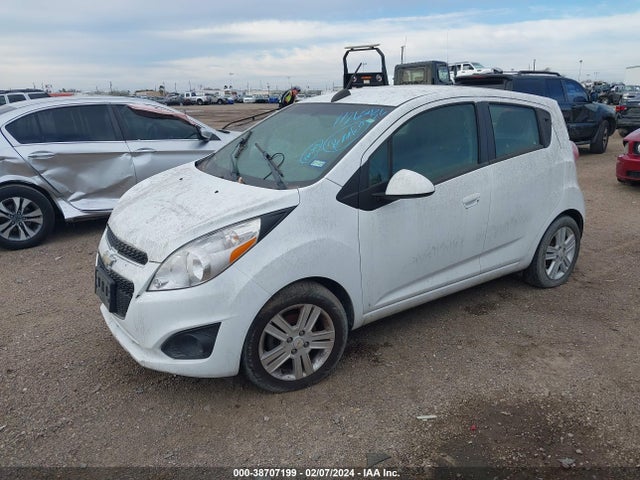 Chevrolet Spark Ls Cvt 2015 KL8CB6S93FC800037 Image 2