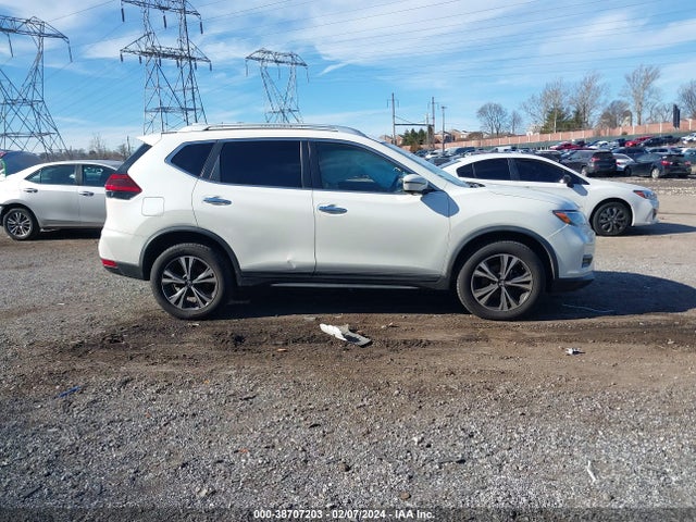 Nissan ROGUE SV 2019 JN8AT2MV5KW388506 Image 14