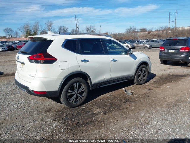 Nissan ROGUE SV 2019 JN8AT2MV5KW388506 Image 4