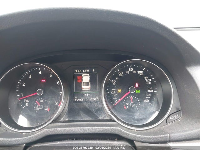 1VWGT7A37HC002293 Volkswagen Passat 1.8t Se