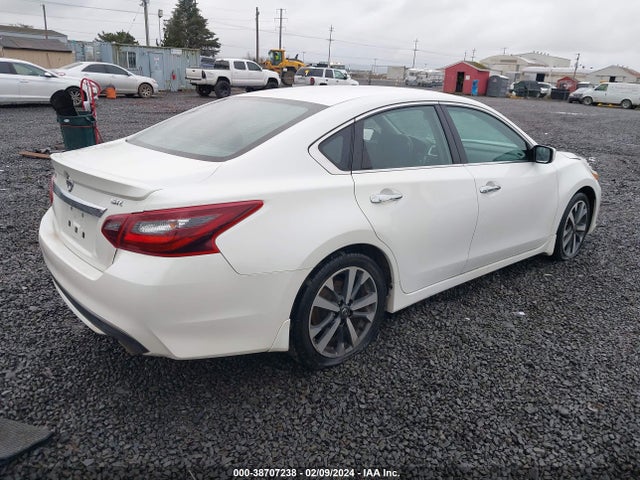 Nissan Altima 2.5 Sr 2017 1N4AL3AP2HC160275 Image 4