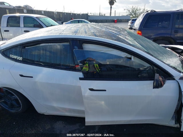 Tesla Model 3 Long Range Dual Motor All-wheel Drive 2020 5YJ3E1EB5LF665853 Image 13