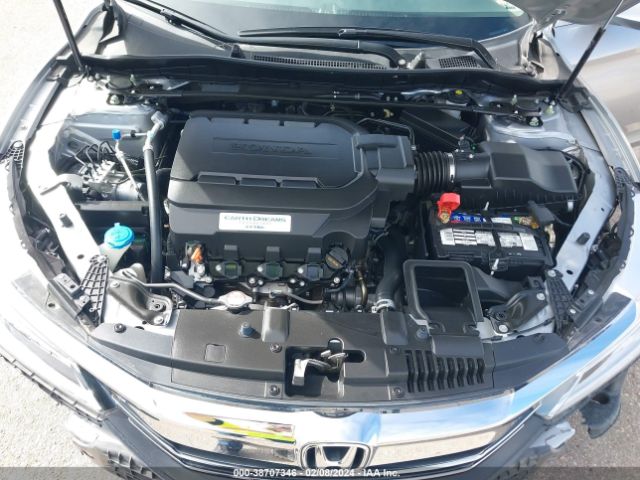 1HGCR3F94HA002643 Honda Accord Touring V6