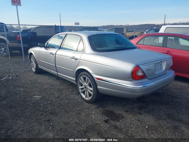 2004 JAGUAR XJ SAJWA73B74TG17028 Photo 2