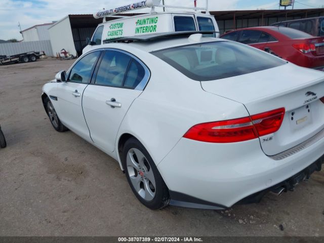 SAJAR4BG2HA948404 Jaguar XE