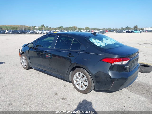 Toyota COROLLA LE 2022 JTDEPMAE9NJ193656 Image 3