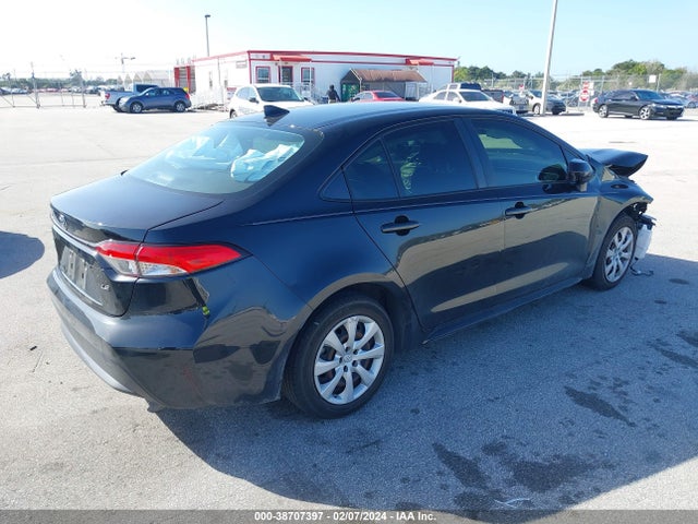 Toyota COROLLA LE 2022 JTDEPMAE9NJ193656 Image 4