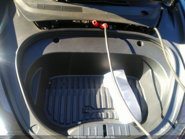 5YJ3E1EA5PF569704 Tesla MODEL 3