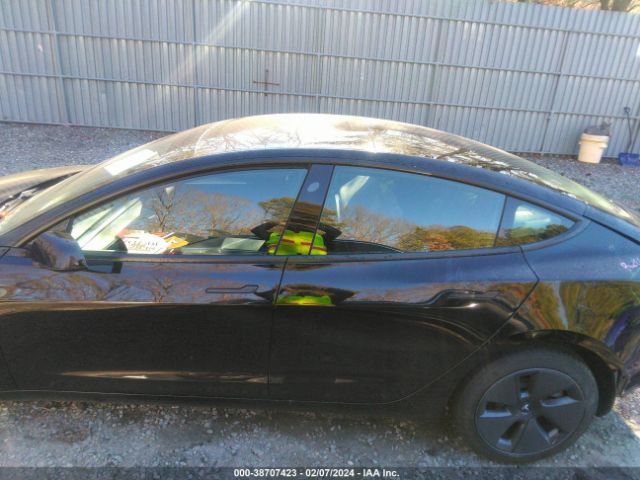 5YJ3E1EA5PF569704 Tesla MODEL 3