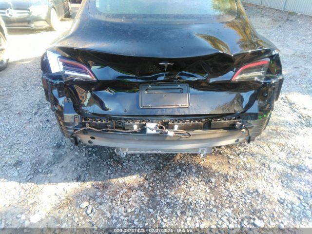 5YJ3E1EA5PF569704 Tesla MODEL 3