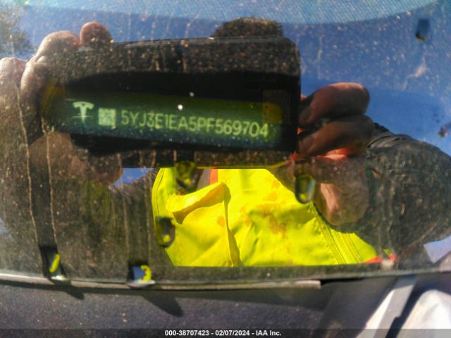 5YJ3E1EA5PF569704 Tesla MODEL 3