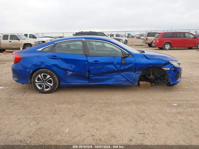 Honda Civic Lx 2018 2HGFC2F5XJH588438 Image 13