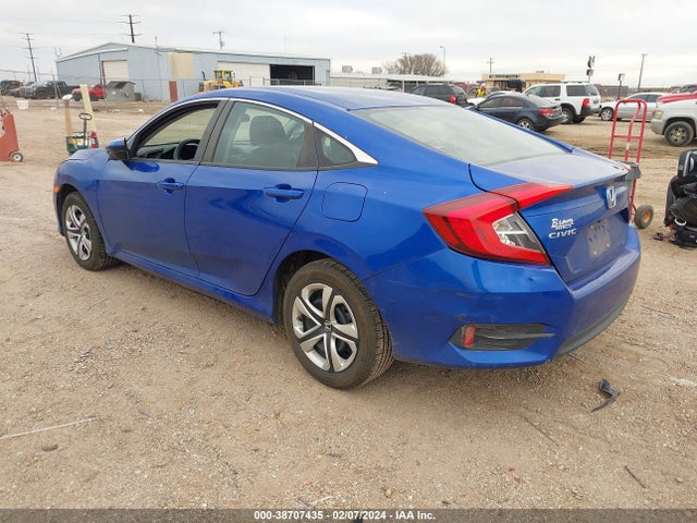 Honda Civic Lx 2018 2HGFC2F5XJH588438 Image 3