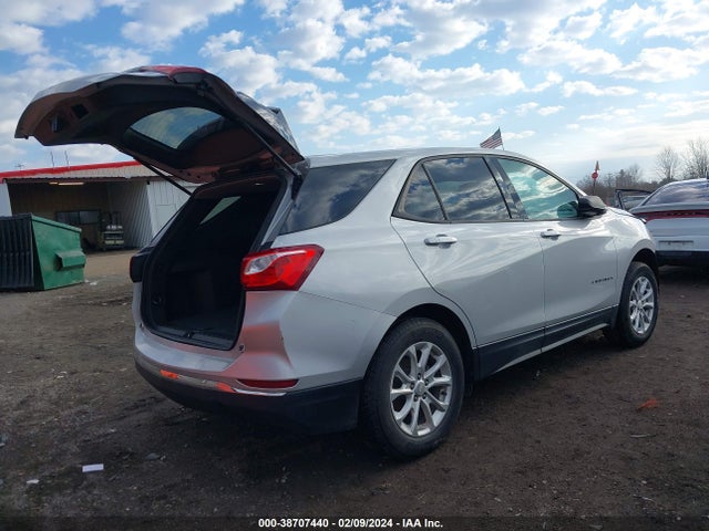 Chevrolet EQUINOX LS 2018 2GNAXHEV6J6342538 Image 4