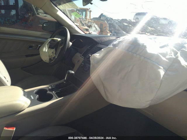 Ford TAURUS SE 2018 1FAHP2D89JG134322 Image 5