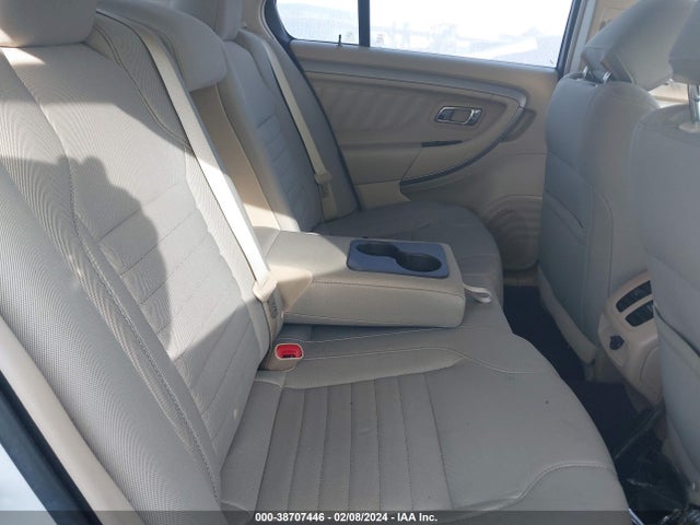 Ford TAURUS SE 2018 1FAHP2D89JG134322 Image 8