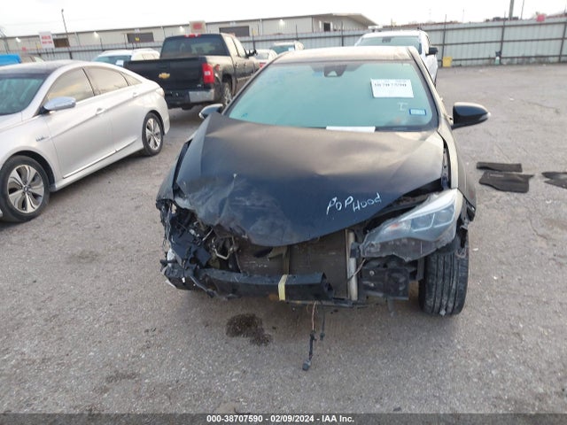 Toyota COROLLA SE 2018 5YFBURHE7JP803333 Image 6