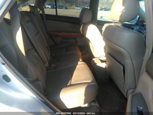 2005 LEXUS RX 330 VIN: 2T2GA31U05C030025