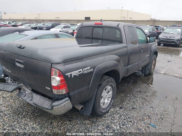 2015 TOYOTA TACOMA BASE V6 VIN: 5TFUU4EN2FX139791