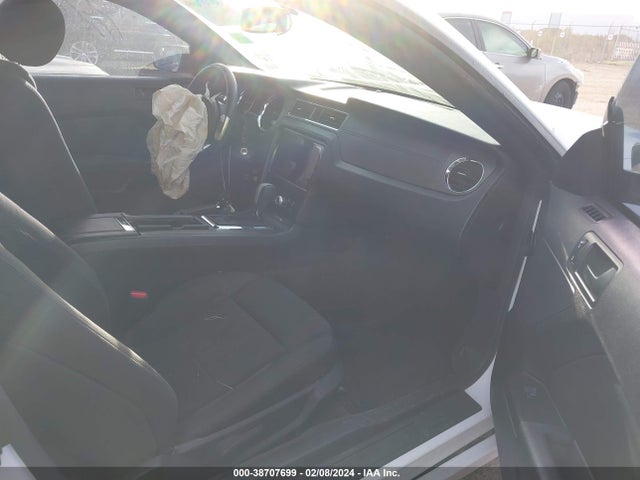 Ford Mustang V6 2014 1ZVBP8AM9E5271389 Image 5
